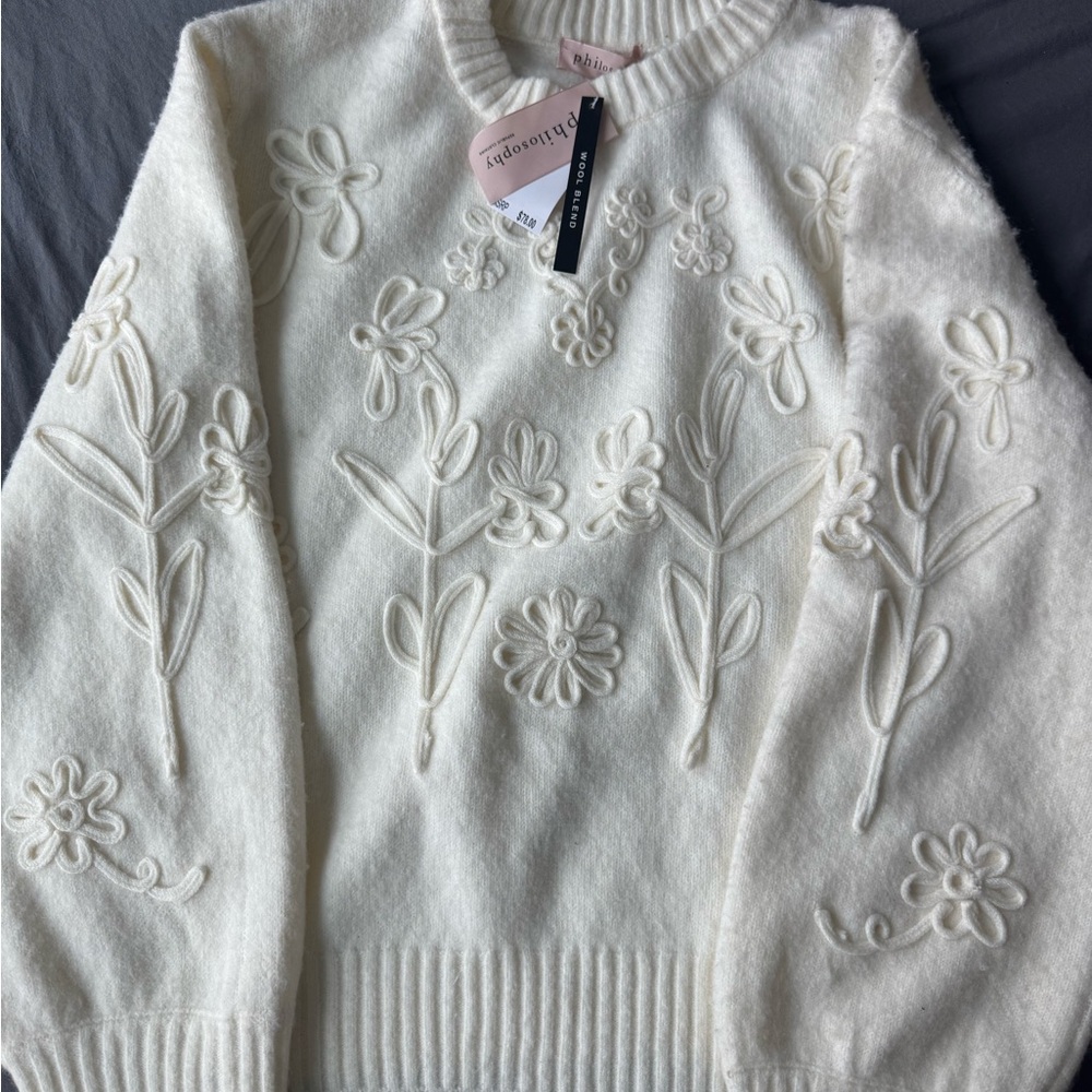Philosophy White Floral Embroidered Sweater